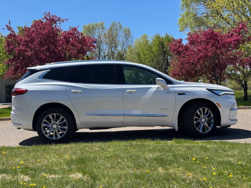 2022 Buick Enclave Avenir