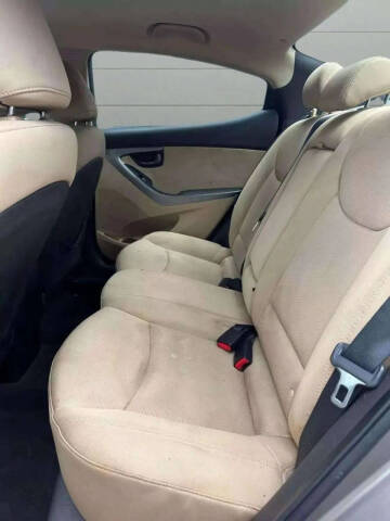 2011 Hyundai Elantra