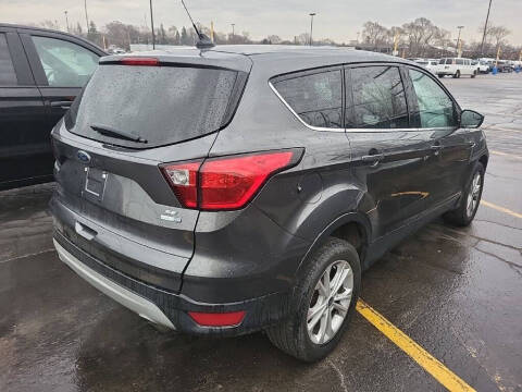 2019 Ford Escape SE