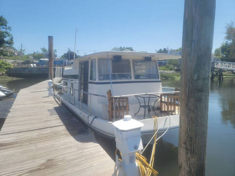 1971 TROJAN HOUSE BOAT for sale at Bel Air Auto Sales in Milford CT