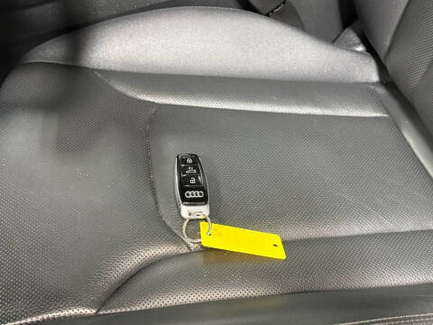 2023 Audi Q7 quattro Premium Plus 45 TFSI