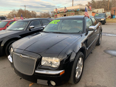 2006 Chrysler 300 for sale at Wheel'n & Deal'n in Lenoir NC