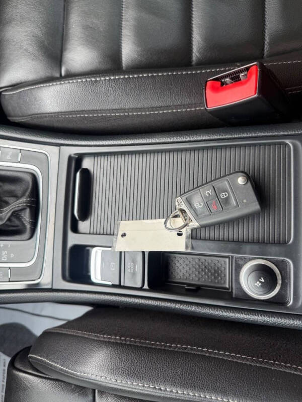 2015 Volkswagen Golf R 4Motion