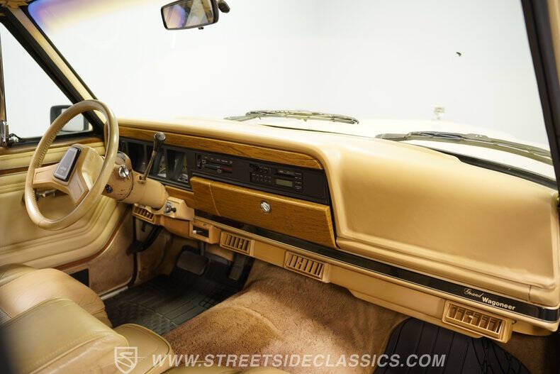 1989 Jeep Grand Wagoneer