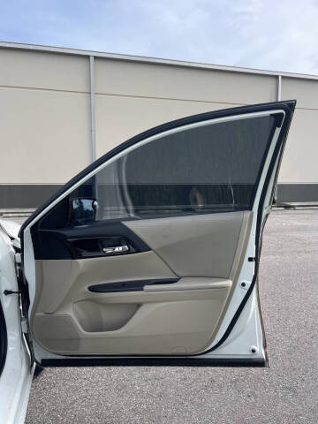 2017 Honda Accord LX