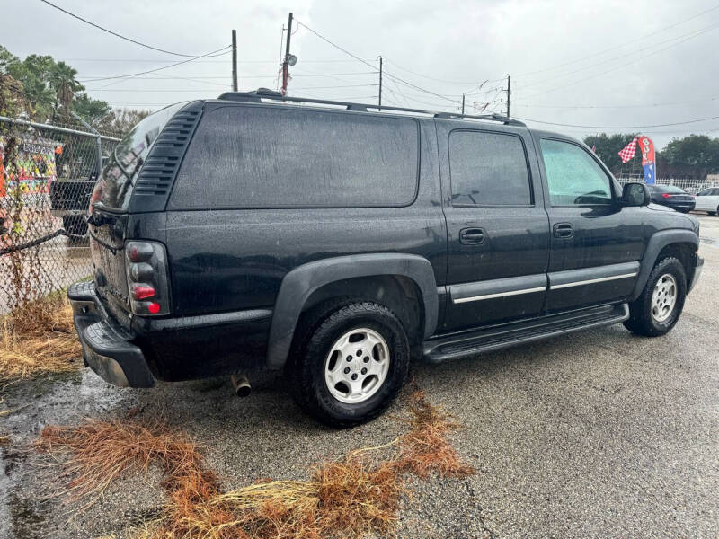 2004 Chevrolet Suburban 1500 LT