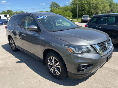 2017 Nissan Pathfinder for sale at TRUST AUTO SALES in Lincoln NE