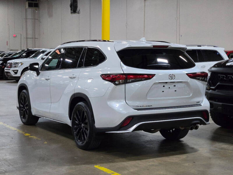 2023 Toyota Highlander XSE