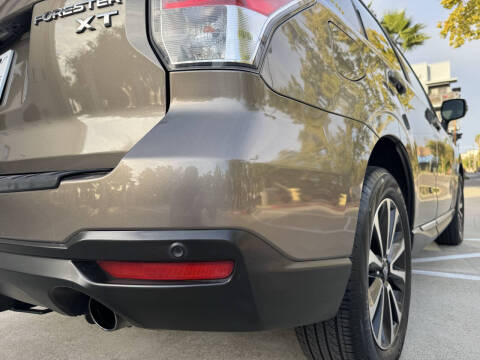 2017 Subaru Forester 2.0XT Touring