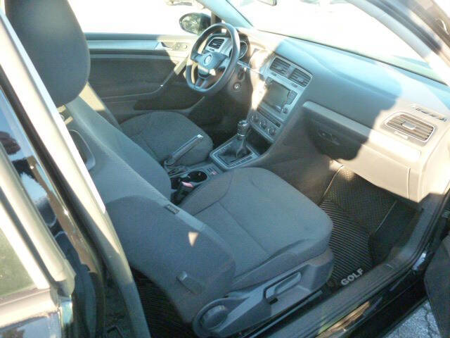 2015 Volkswagen Golf TSI Launch Edition