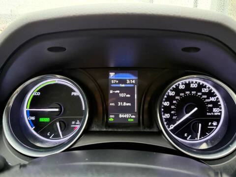 2019 Toyota Camry Hybrid LE