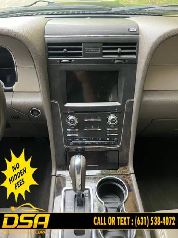 2016 Lincoln Navigator Select