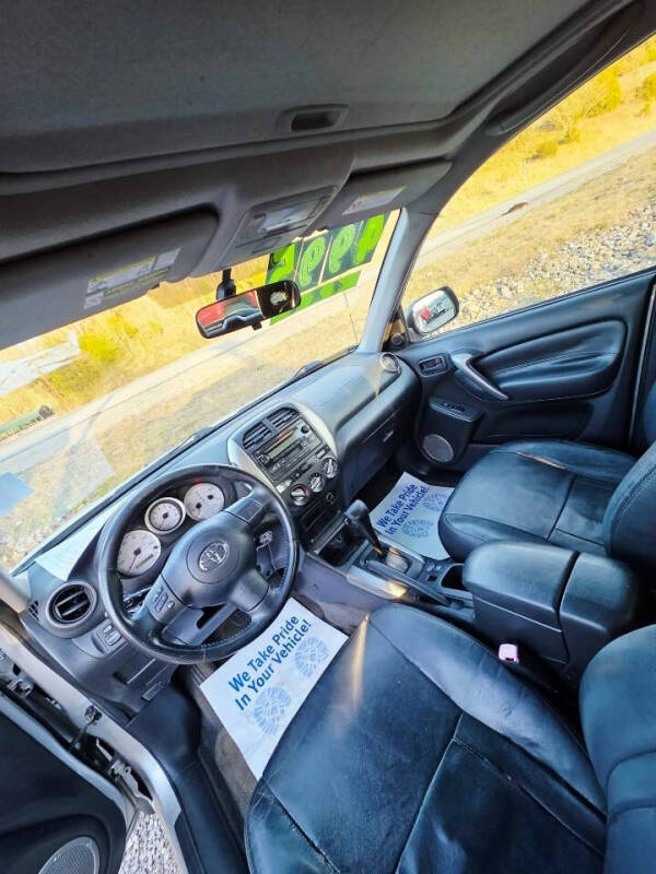 2004 Toyota RAV4