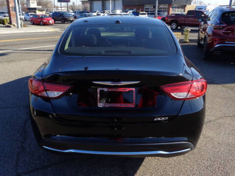 2015 Chrysler 200 Limited