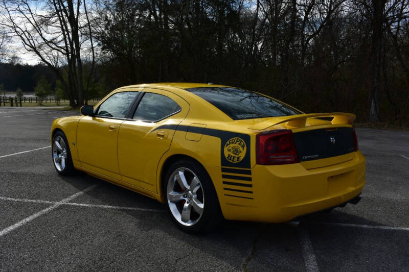 2007 Dodge Charger SRT-8
