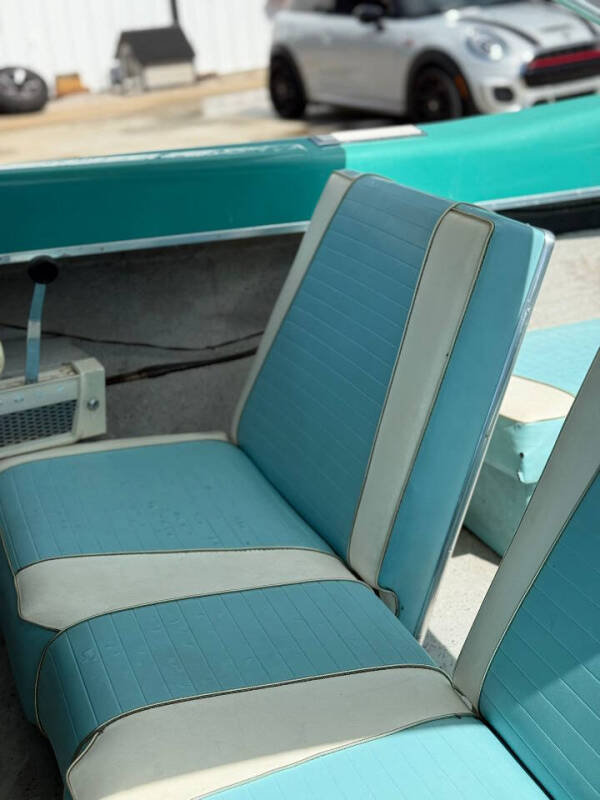 1961 Glastron Classic