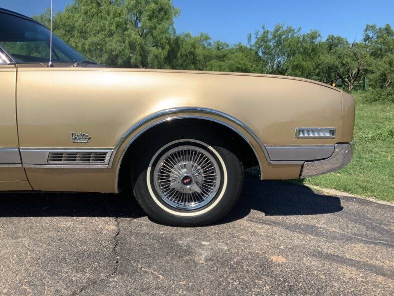 1967 Oldsmobile Delta Eighty-Eight