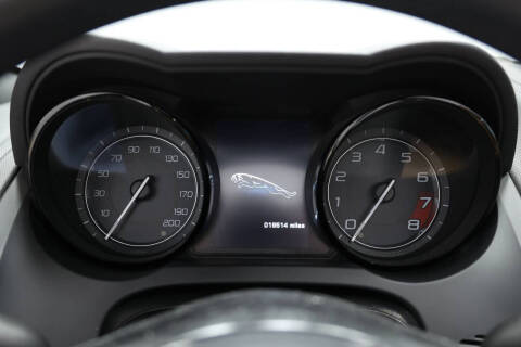 2014 Jaguar F-TYPE V8 S