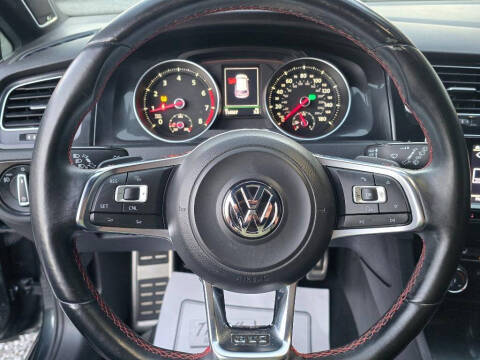 2015 Volkswagen Golf GTI SE