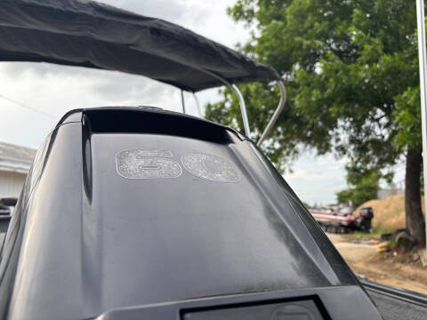 2021 Tracker Pro Guide V-16 SC