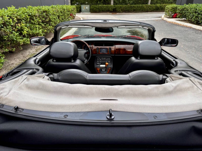 2001 Jaguar XKR