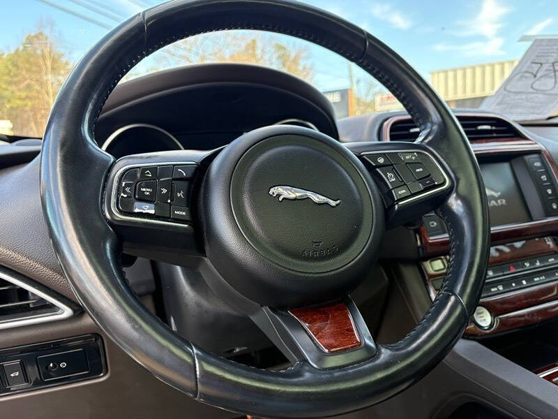 2017 Jaguar F-PACE 35t Prestige