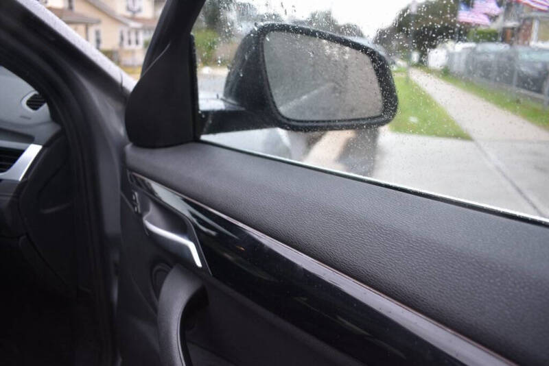 2023 BMW X2 sDrive28i