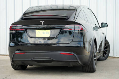 2023 Tesla Model X Standard Range