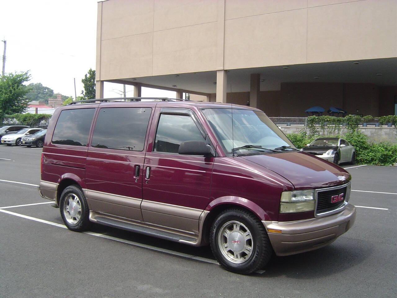 2003 GMC Safari For Sale In Stamford, CT