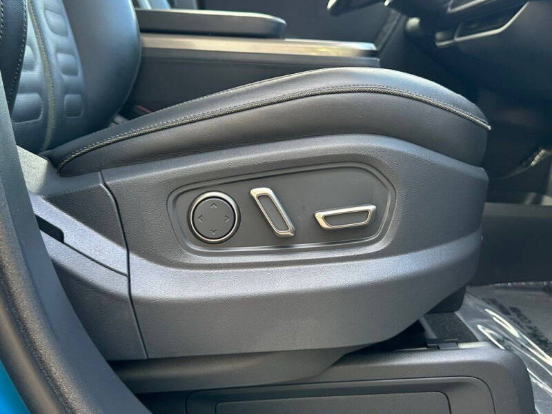 2022 Rivian R1T Adventure