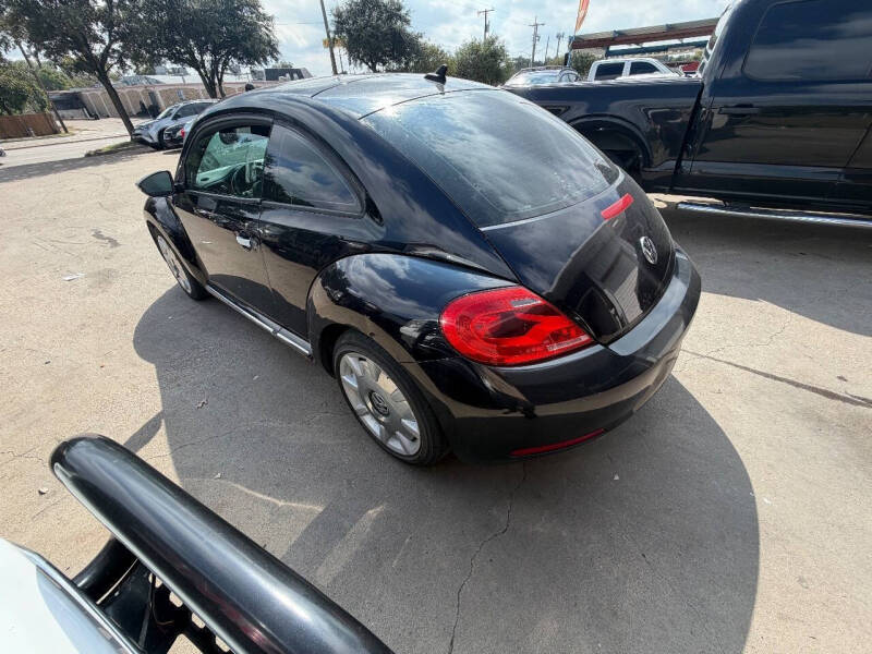 2013 Volkswagen Beetle 2.5L PZEV Fender Edition