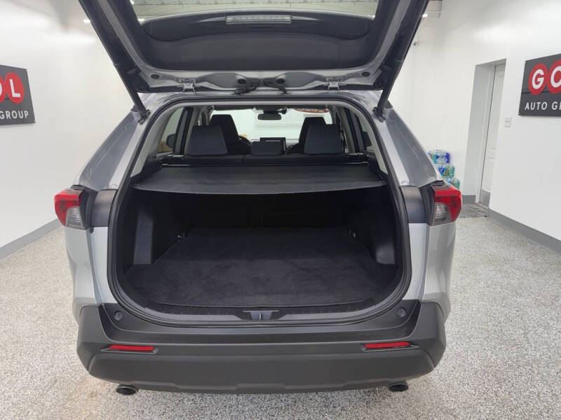 2020 Toyota RAV4 Hybrid XLE