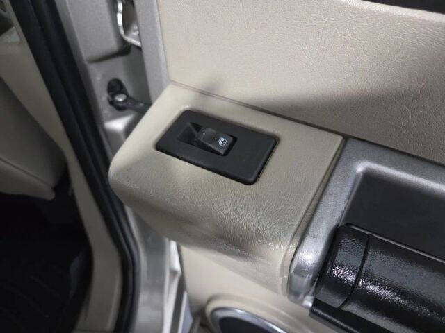 2003 HUMMER H2