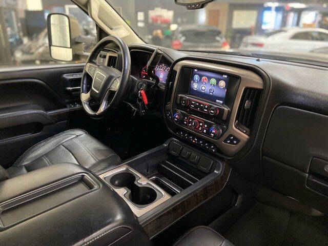 2015 GMC Sierra 2500HD Denali