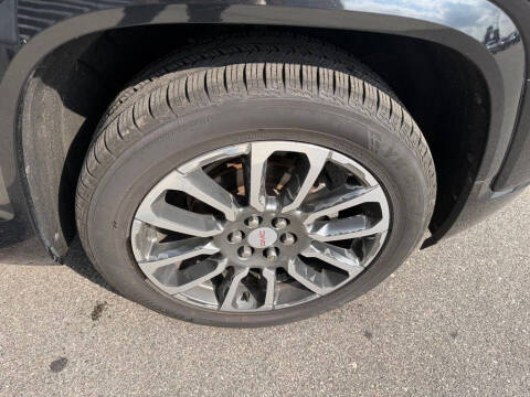 2020 GMC Acadia Denali