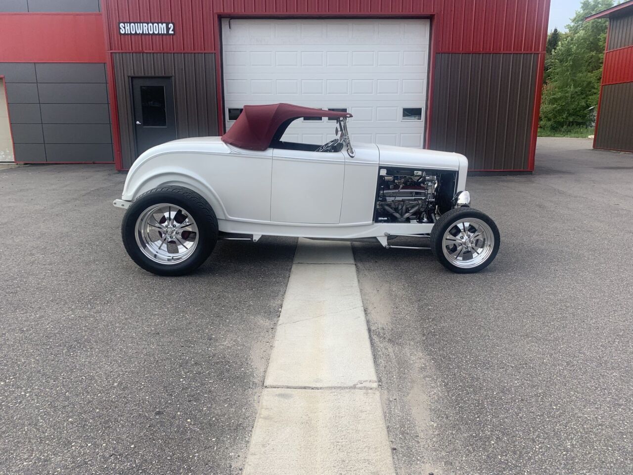1932 Ford Roadster 12