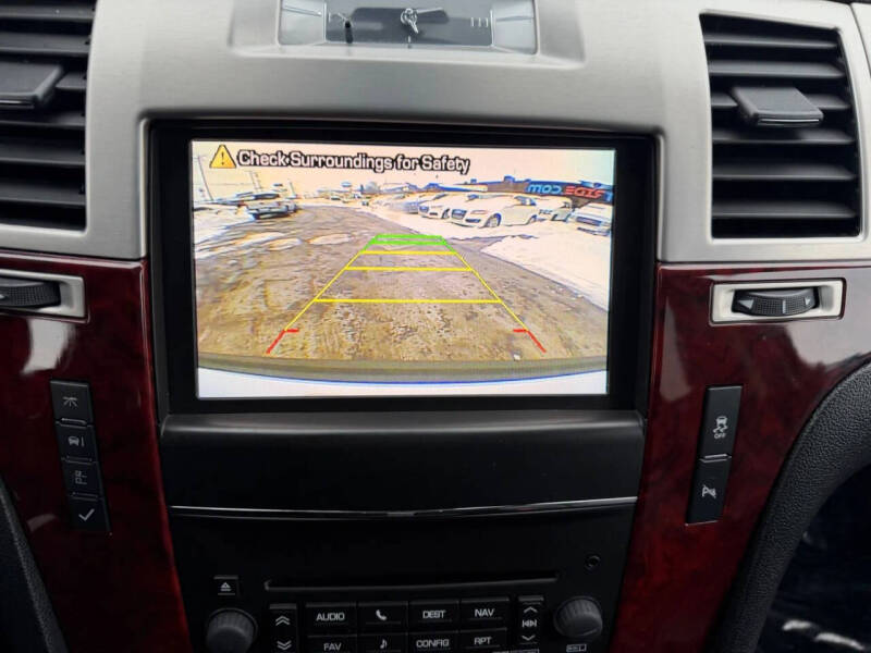 2012 Cadillac Escalade Luxury