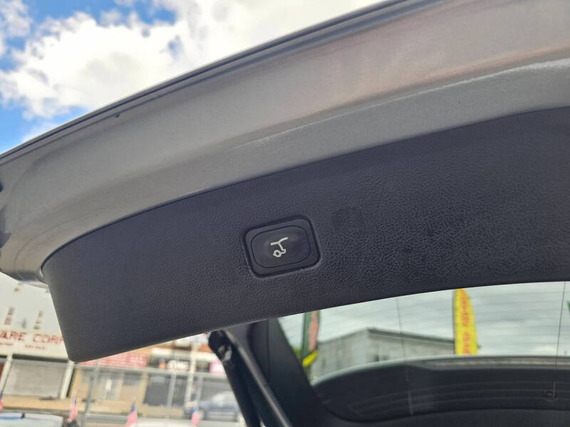 2023 Ford Edge