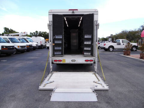 2016 Freightliner MT45 Chassis