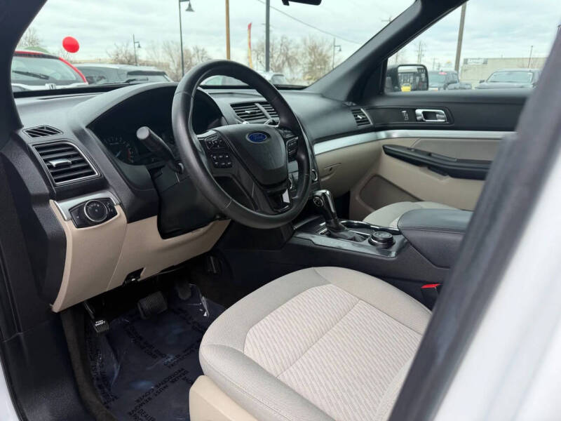 2018 Ford Explorer