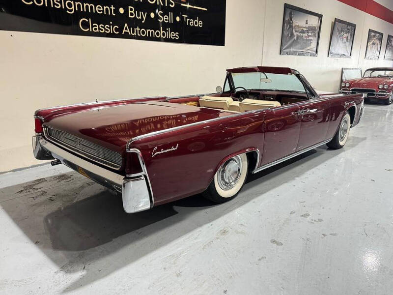 1961 Lincoln Continental