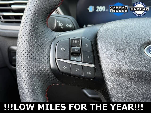 2023 Ford Escape ST-Line Select