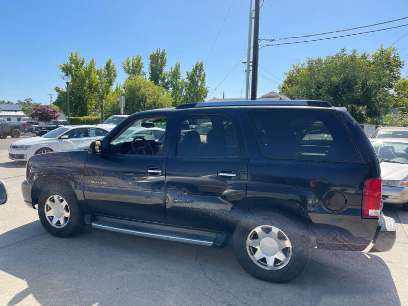2002 Cadillac Escalade