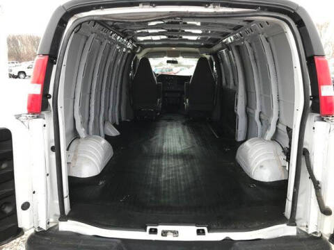 2024 Chevrolet Express 2500