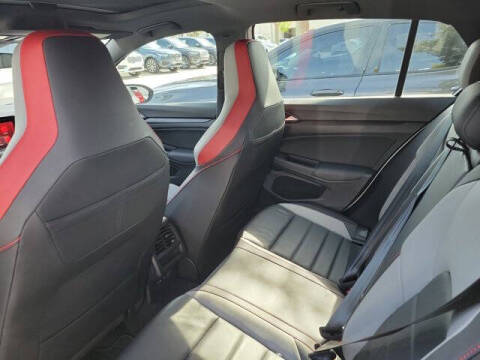 2022 Volkswagen Golf GTI SE