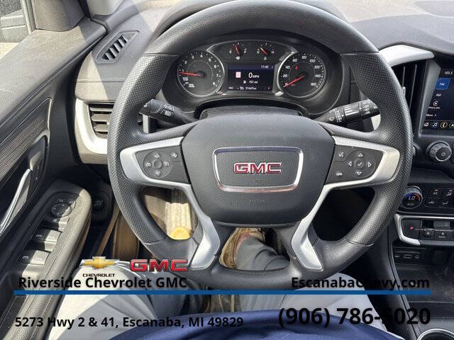 2023 GMC Terrain SLE