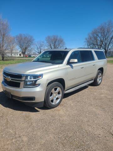 2015 Chevrolet Suburban for sale at D & T AUTO INC in Columbus MN