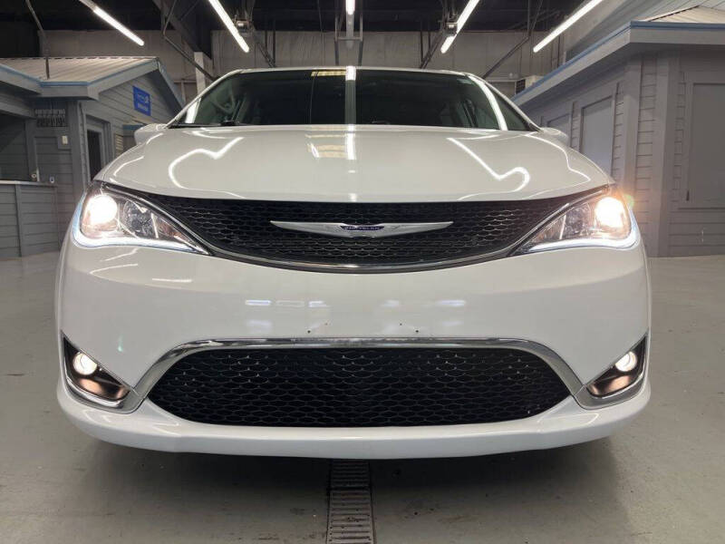 2019 Chrysler Pacifica Touring Plus