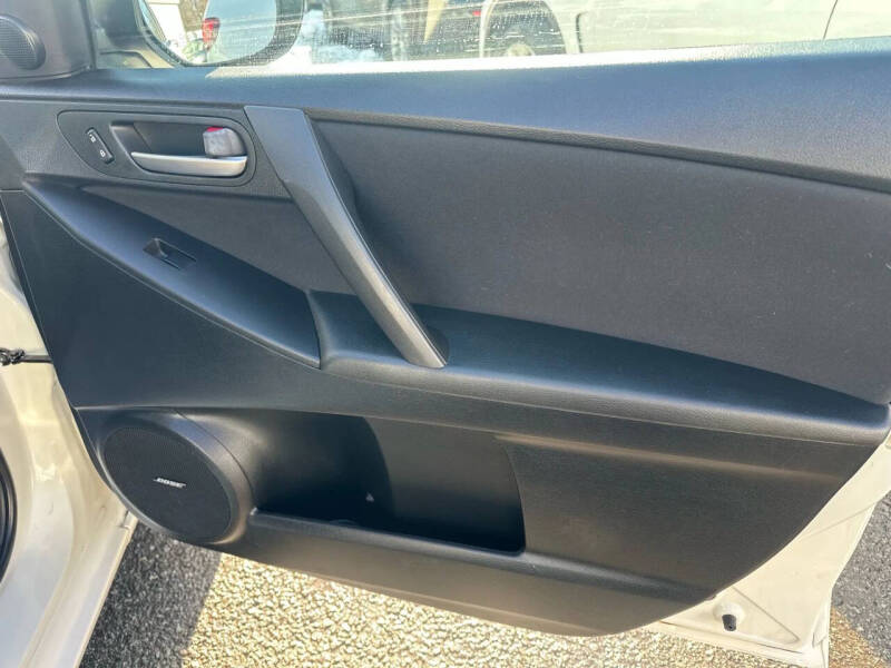 2011 Mazda MAZDA3 i Touring