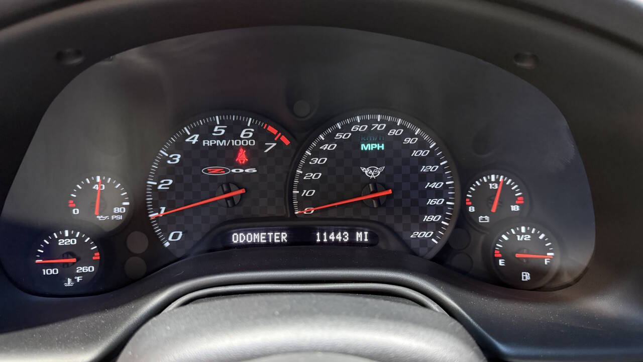 2003 Chevrolet Corvette 245